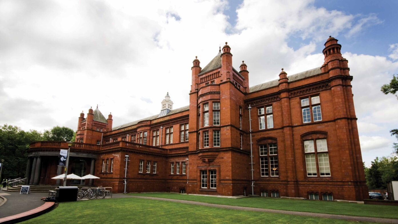 Red brick building of Whitworth Art Gallery
