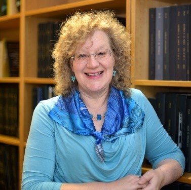 Image of Stephanie Snow